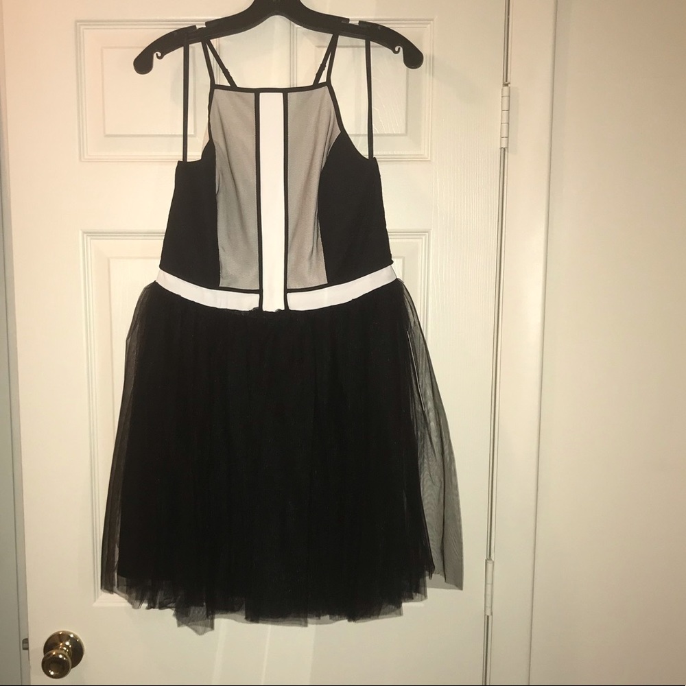 BRAND NEW BCBG Generation Black/White Mini Dress